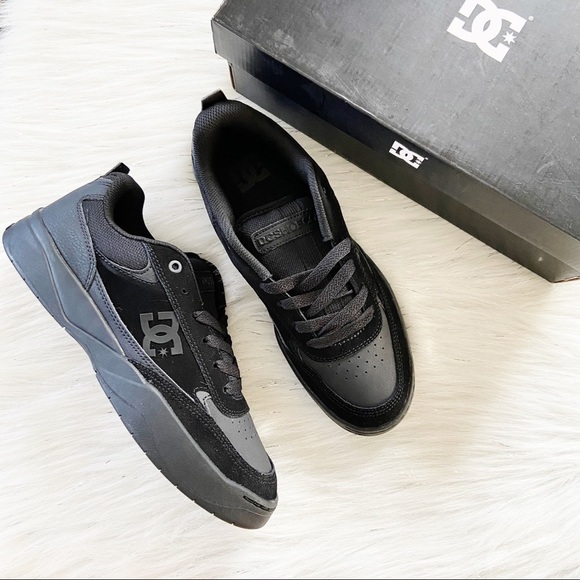 DC Other - NEW DC Penza Black on Black Suede Skate Shoes Sneakers Size 10